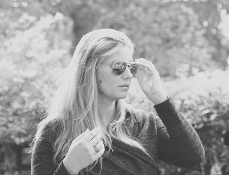 Profile Ingrid sunglasses grey cropped IMG9611